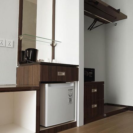 Dreamtel Jakarta Exterior photo
